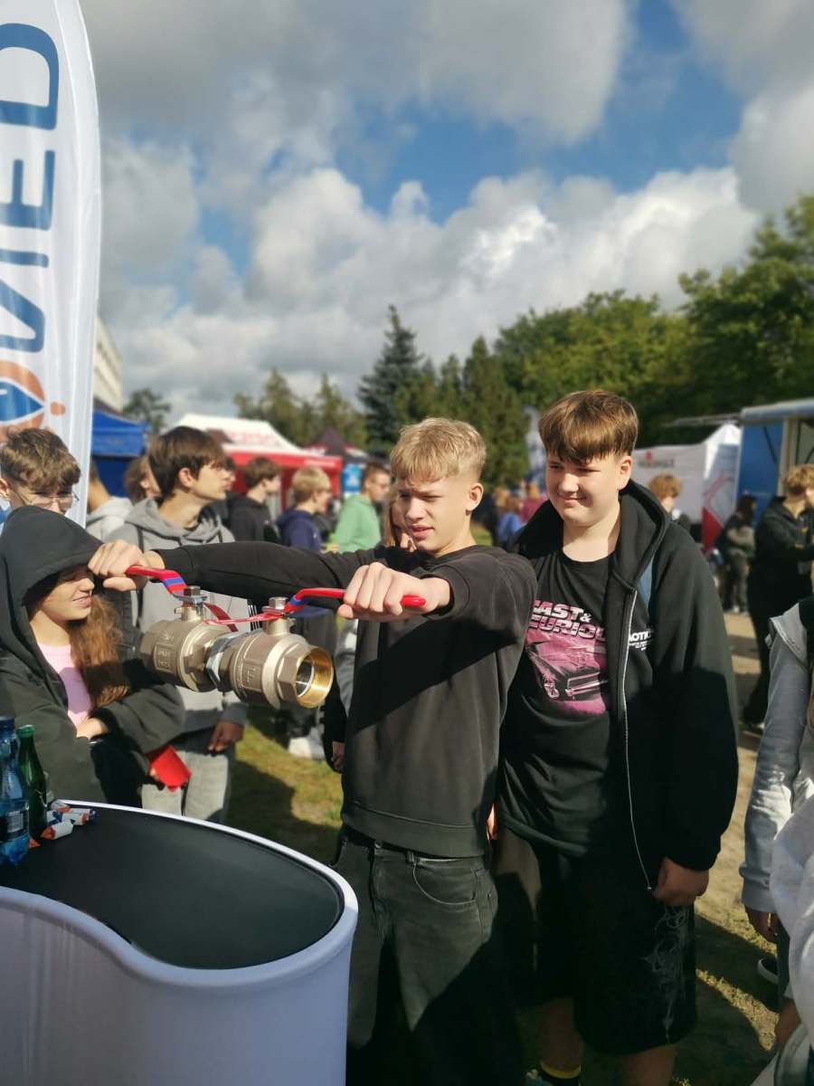 Klasa 7B na Dniu Budowlańca
