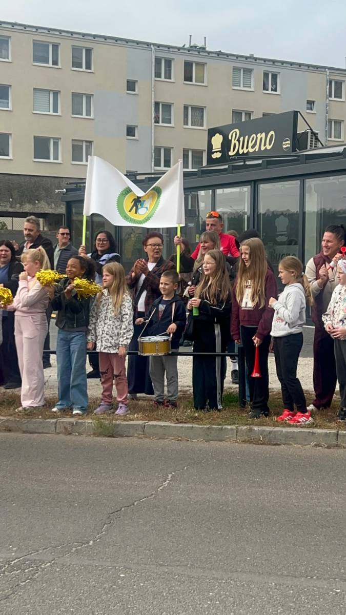 🏃‍♀️🏃‍♂️ Strefa Kibica podczas 13 Półmaratonu Włocławskiego! ❤️
